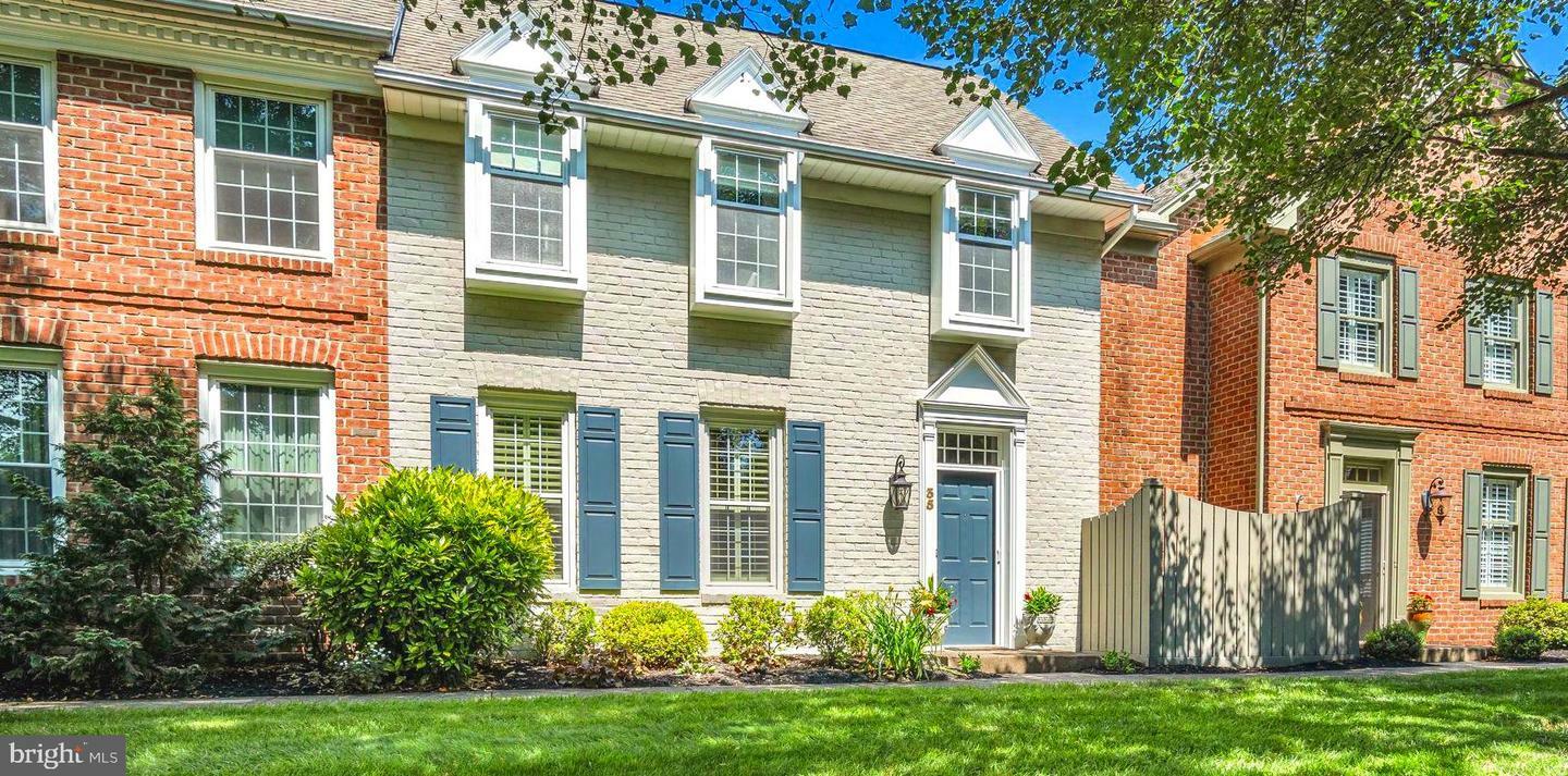 Property Photo: 35 Kensington Square PA 17050