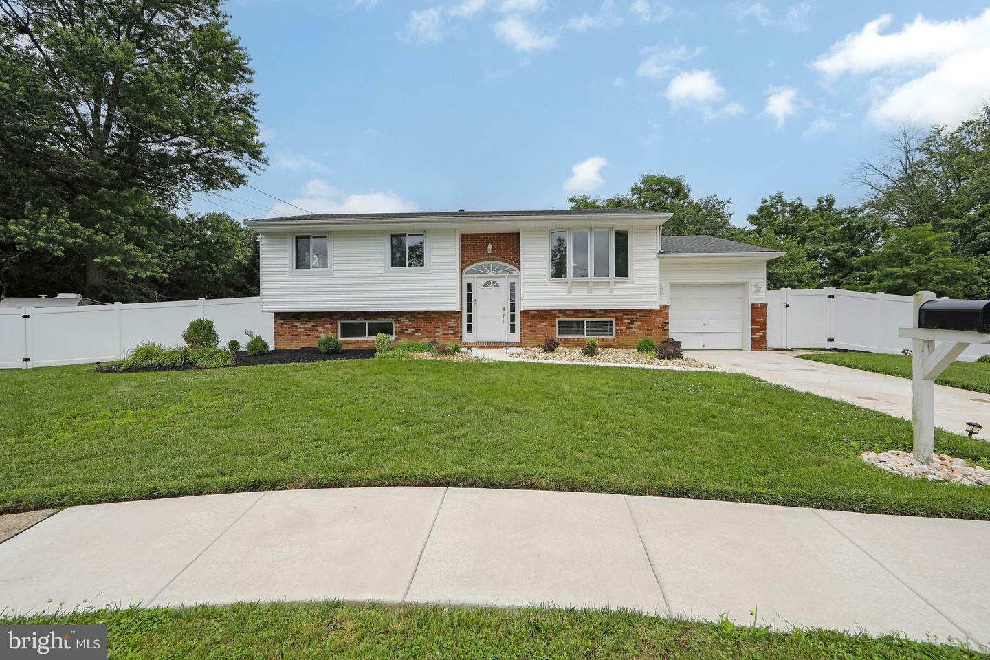 115 Stratton Drive  Westampton NJ 08060 photo
