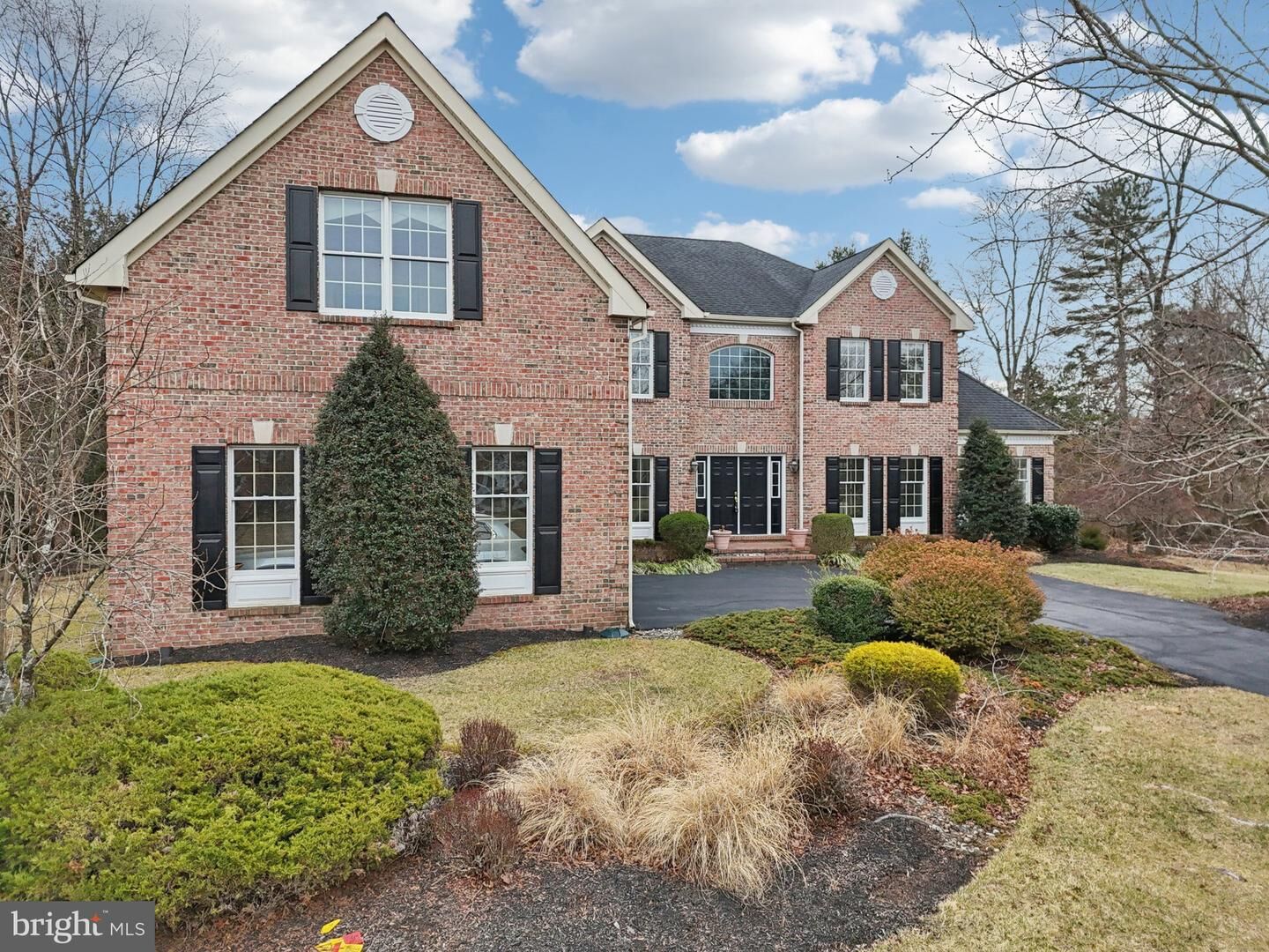 Property Photo:  62 Ettl Circle  NJ 08540 