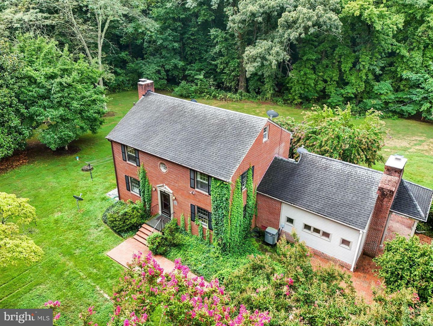 Property Photo: 8130 Windsor Drive VA 22485
