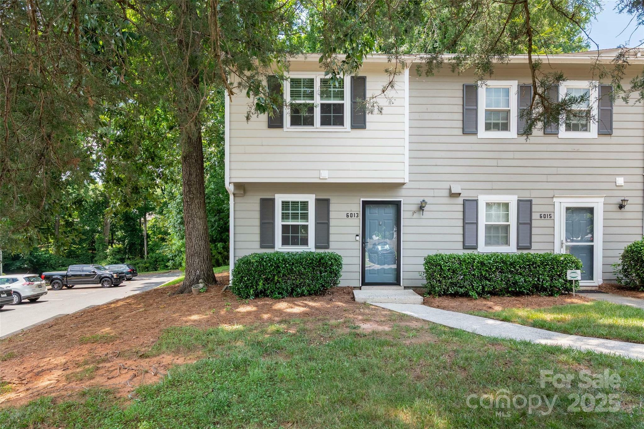 Property Photo:  6013 Heath Valley Road  NC 28210 