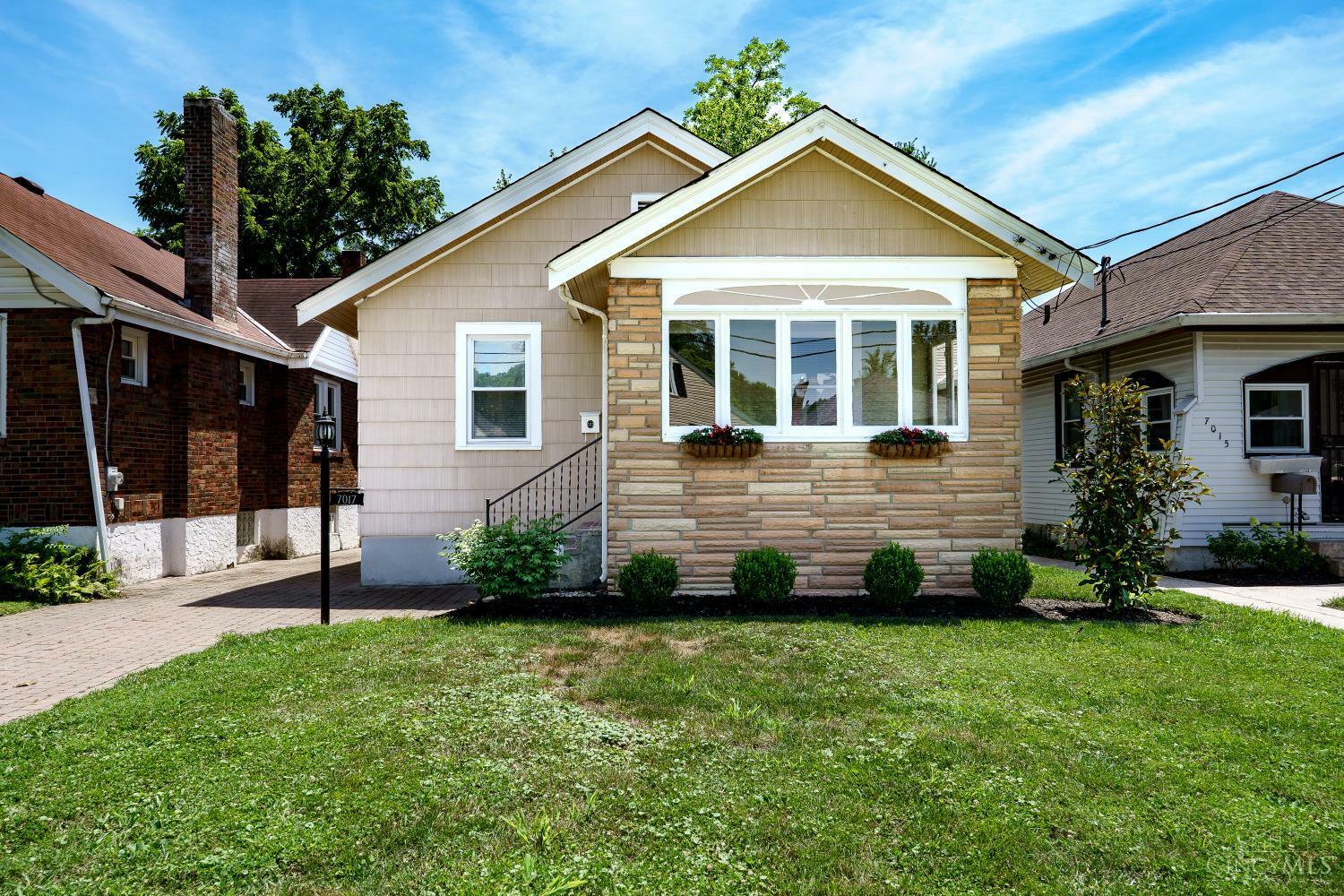 Property Photo: 7017 Bramble Avenue OH 45227