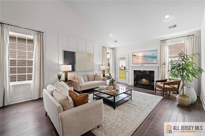 Property Photo: 15 Galerie Court NJ 08831
