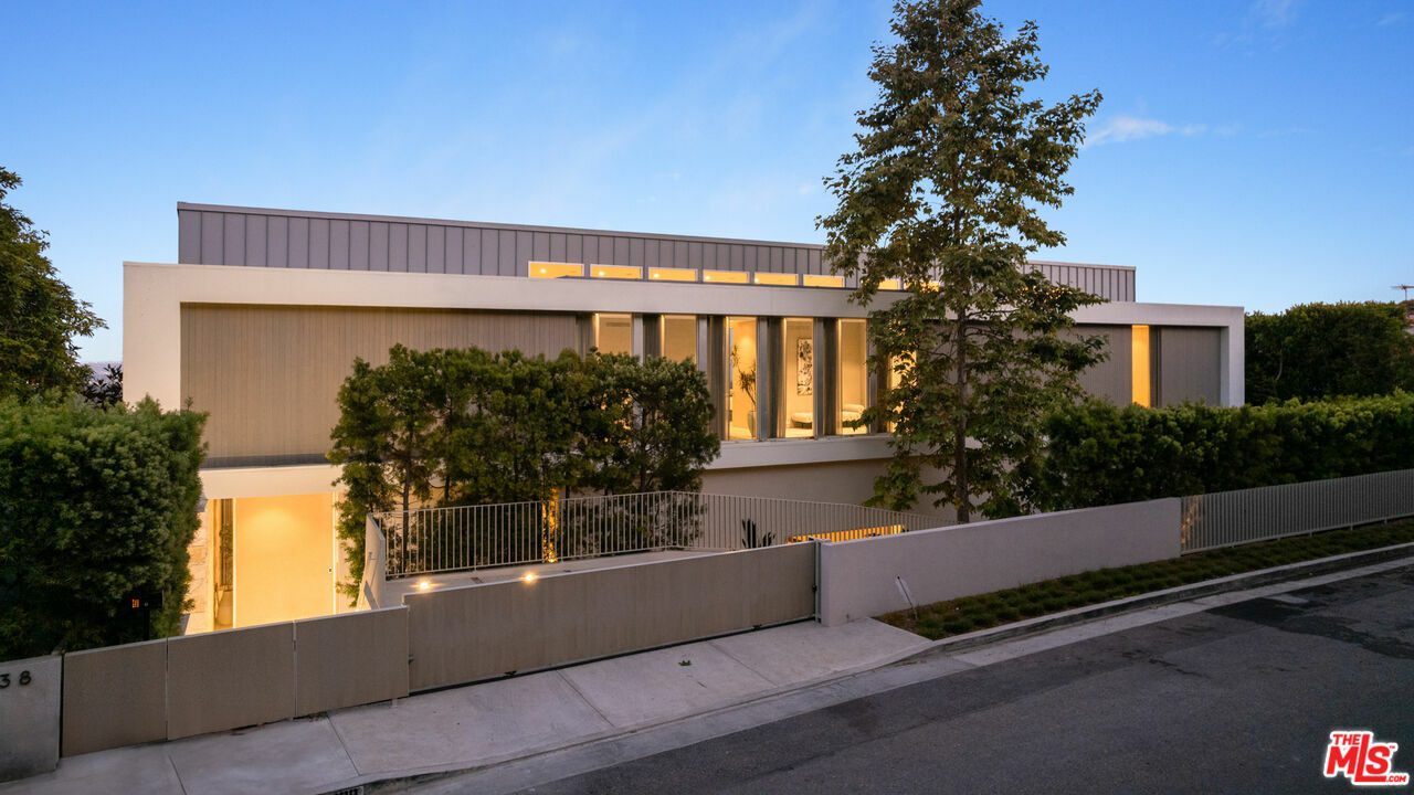 Property Photo: 1638 Casale Rd CA 90272