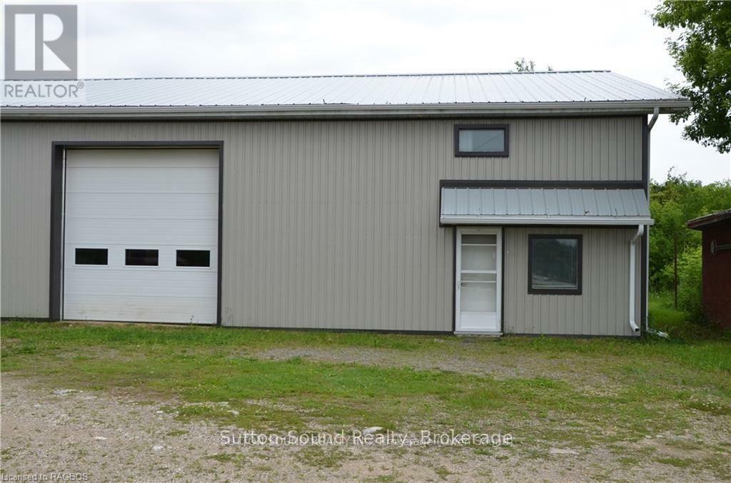 Property Photo: 402432 Grey Road 4 ON N0H 1R0