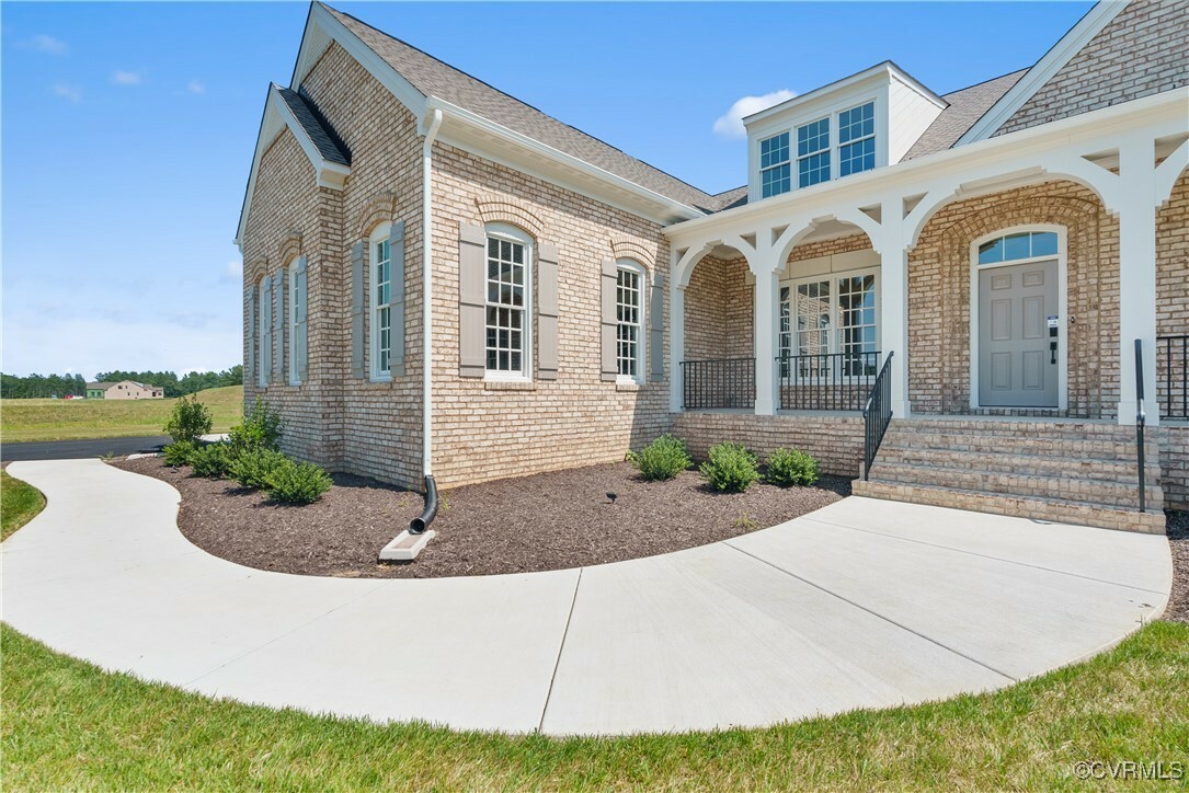 Property Photo: 8383 Mount Eagle Road VA 23005