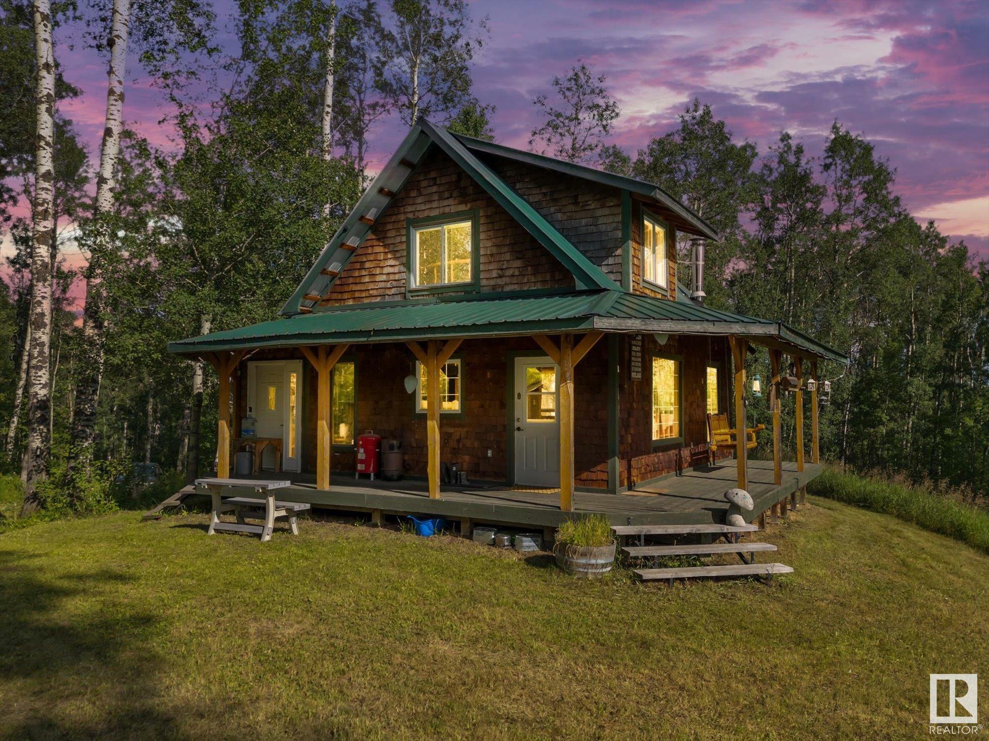 Property Photo: 48330 Rge Road 281 AB T0C 2P0