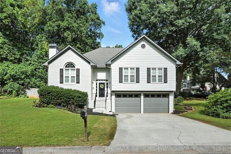 Property Photo: 1361 Chatley Way GA 30188