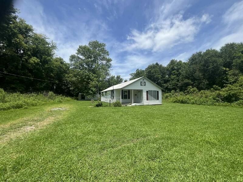 Property Photo:  1305 Highway 457 Highway  LA 71346 