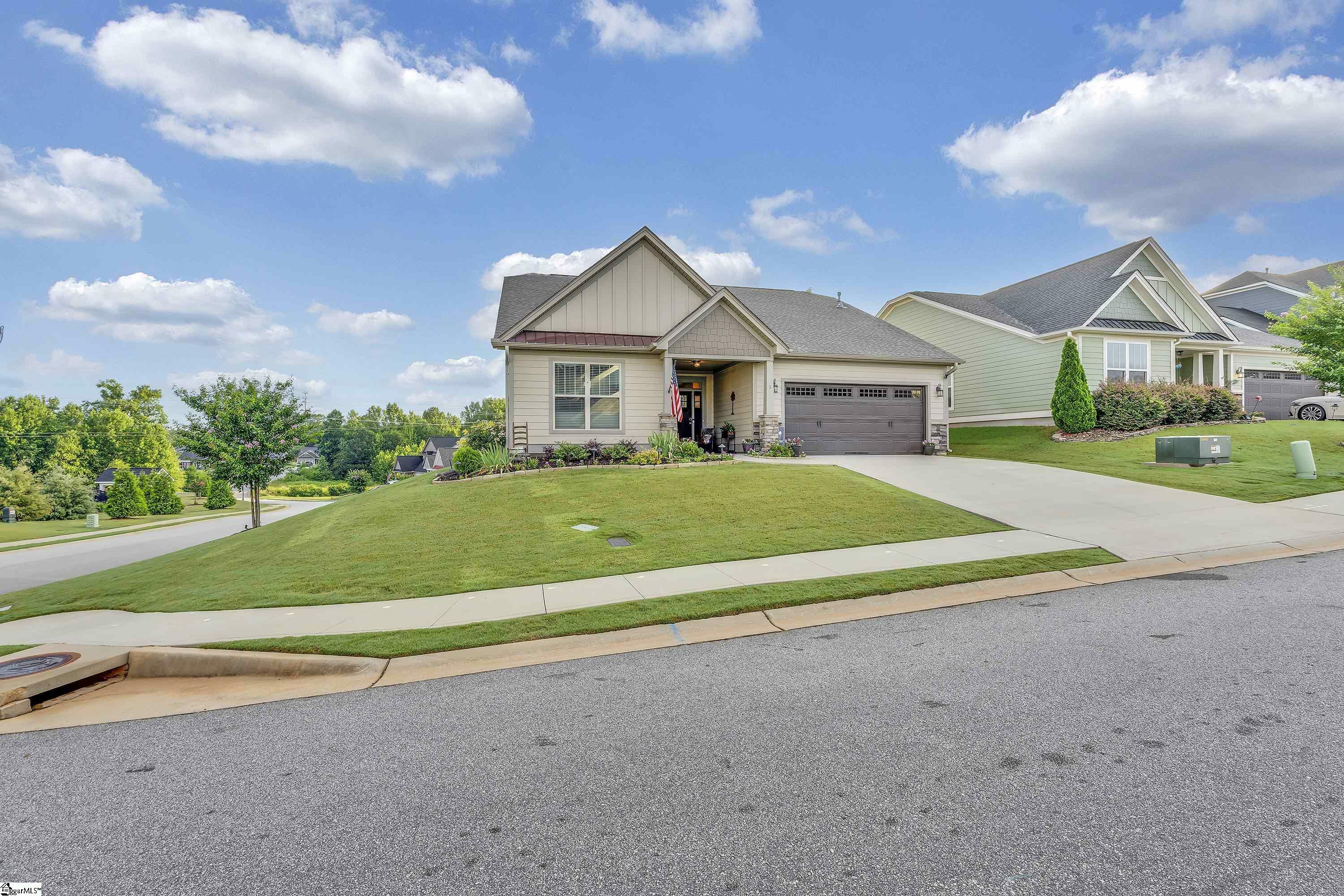 Property Photo: 1 Buchanan Ridge Road SC 29687