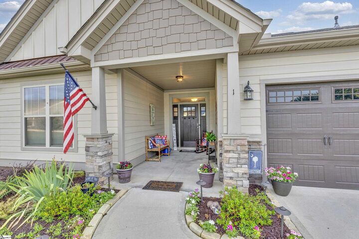 Property Photo: 1 Buchanan Ridge Road SC 29687