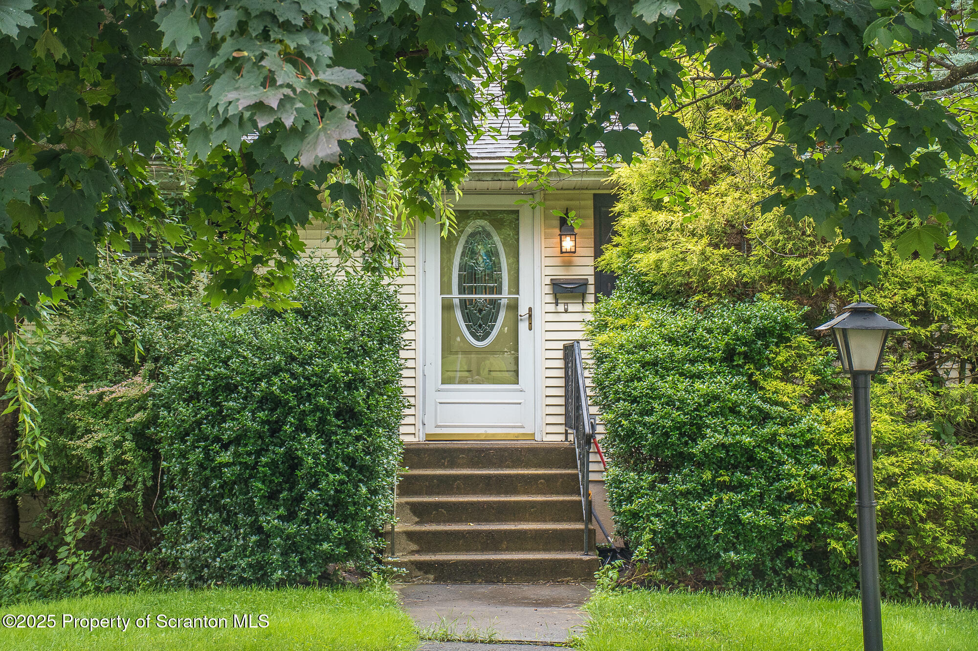 2714 Colliery Avenue  Scranton PA 18505 photo