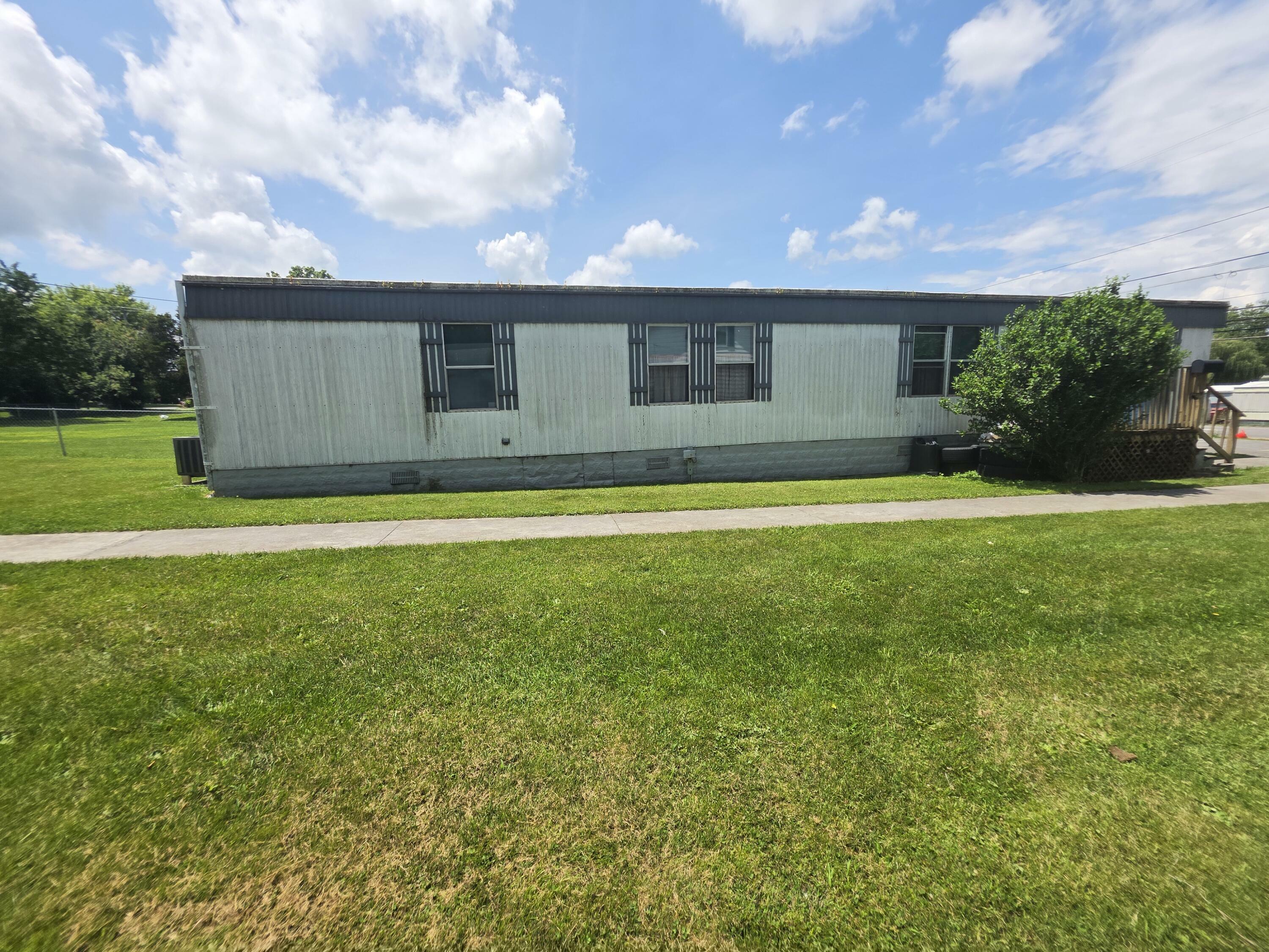 Property Photo: 573 Maplewood Avenue WV 24901