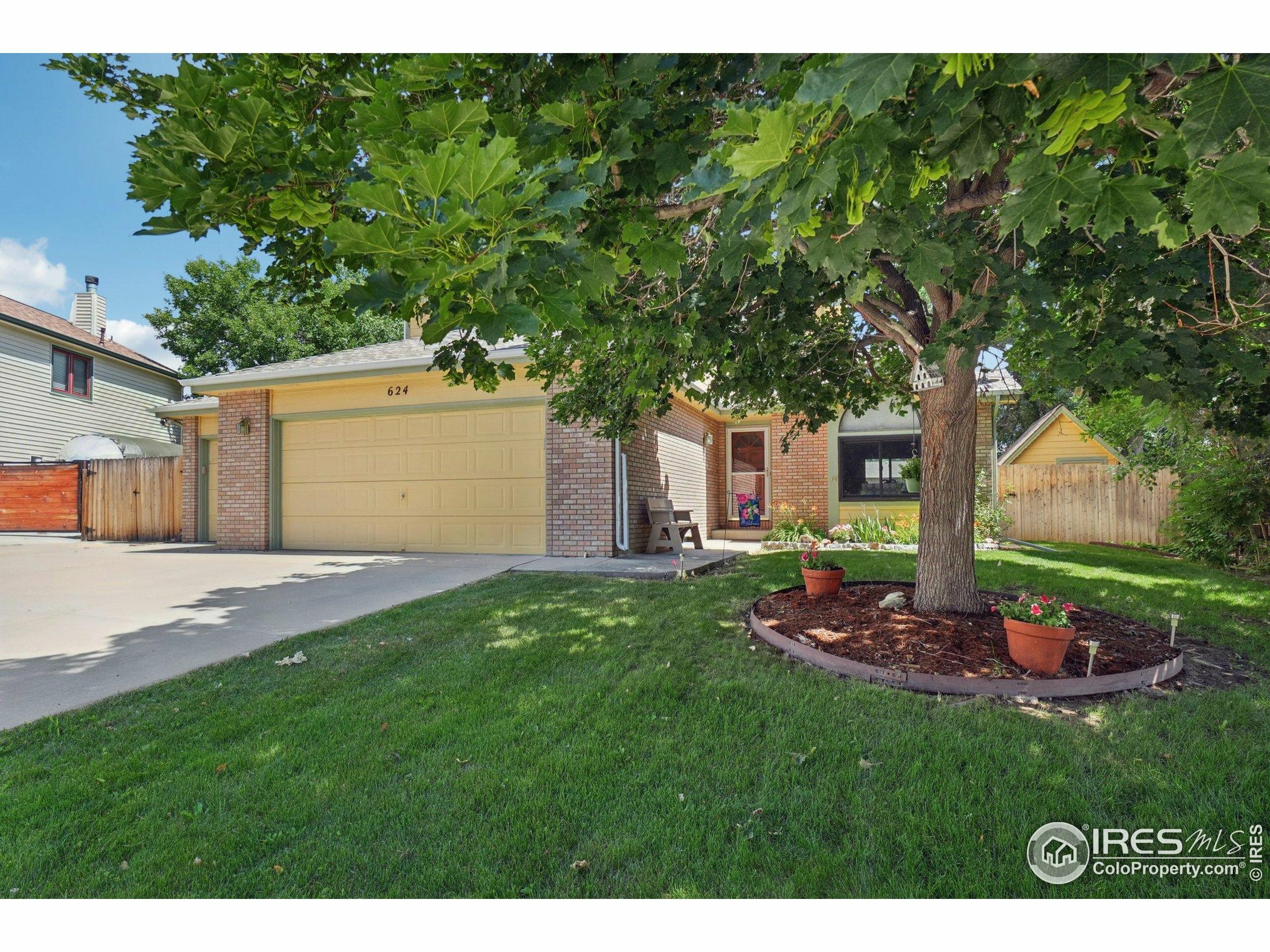 Property Photo: 624 Munson Ct CO 80513