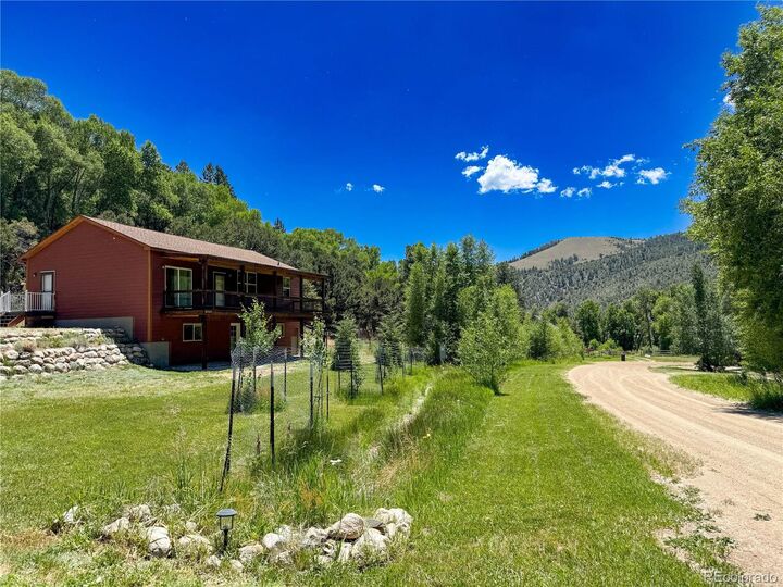 Property Photo:  8242 County Road 240E  CO 81201 