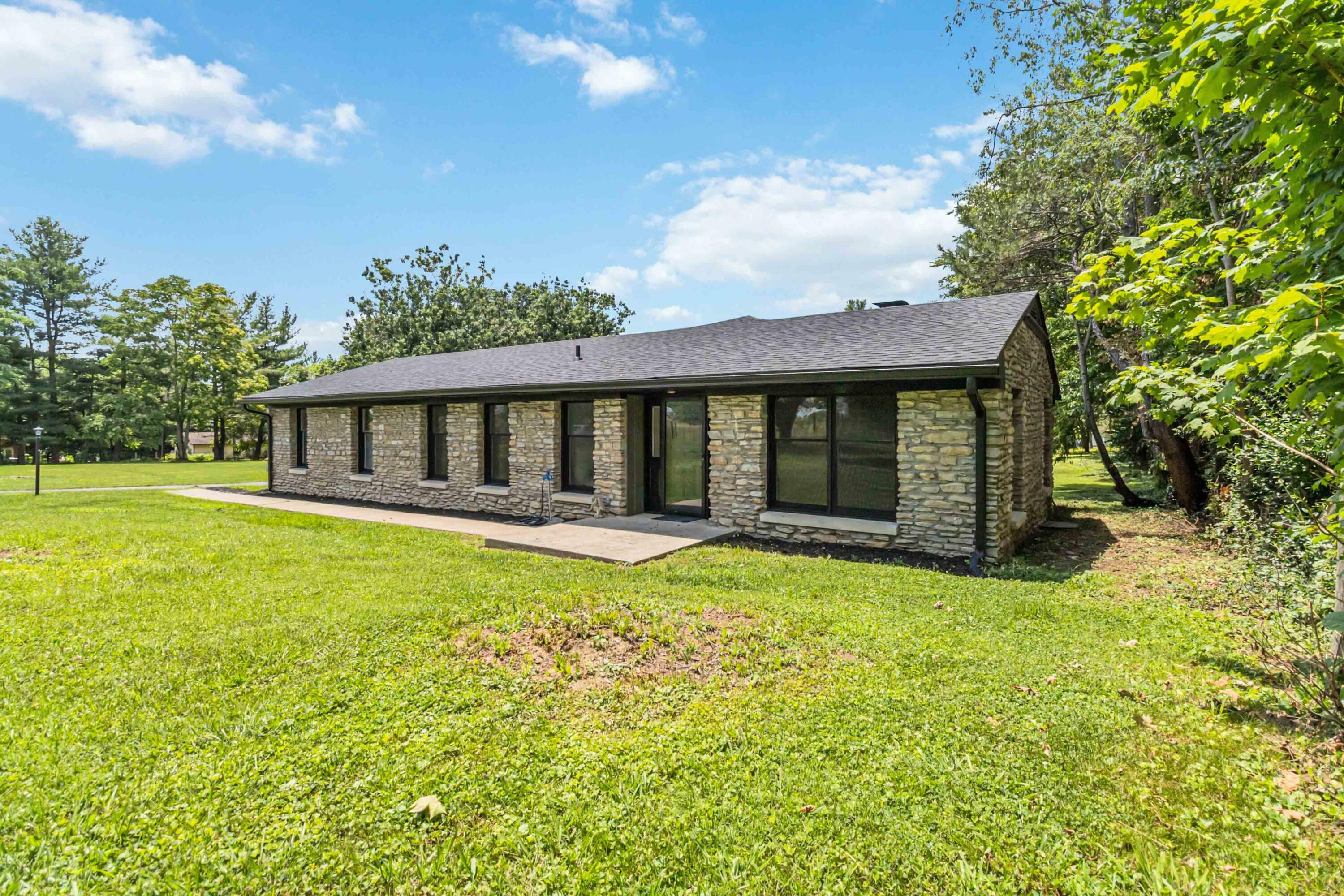 Property Photo: 499 Hill Road KY 40361