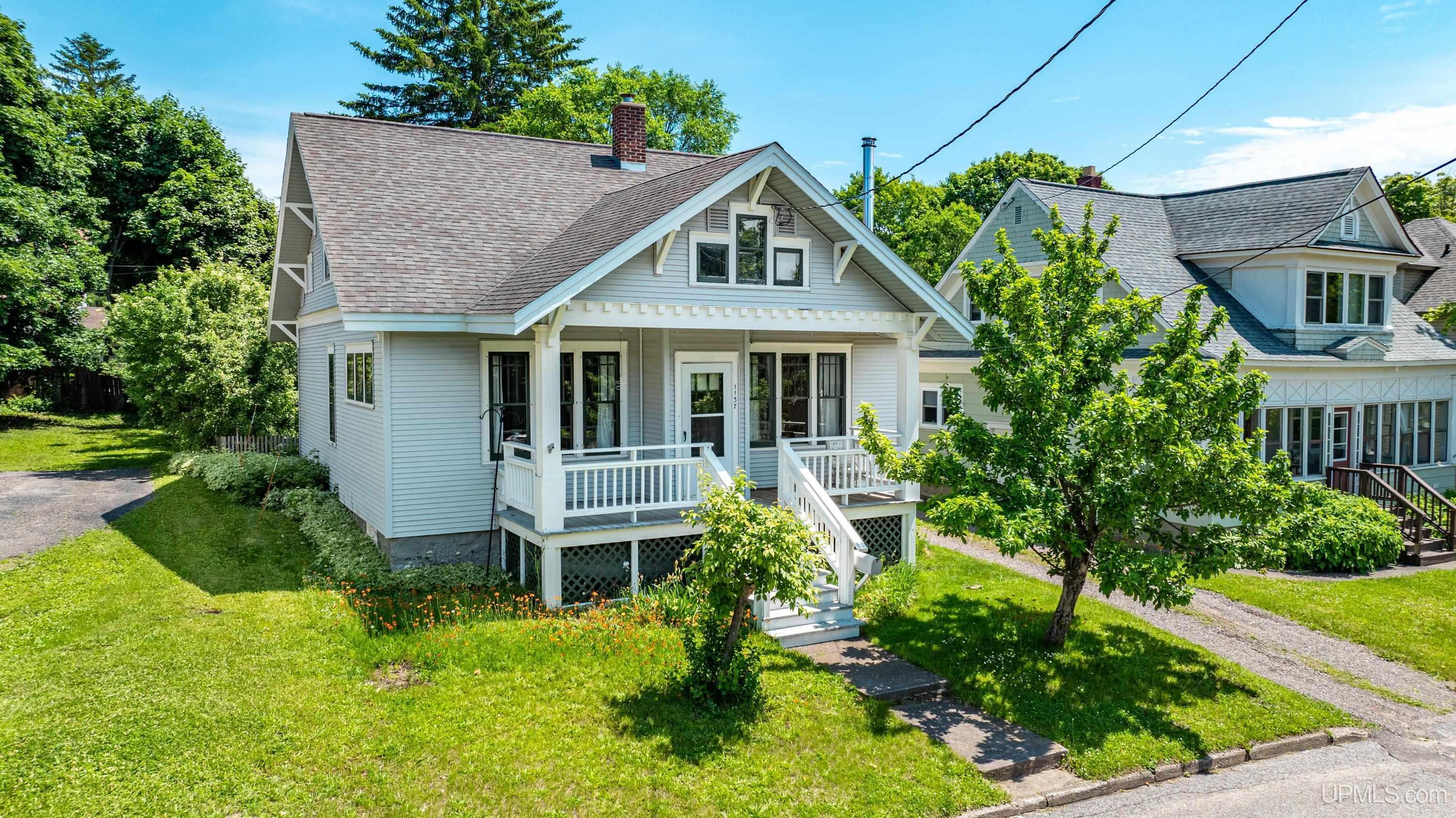 1137 Summit Street  Hancock MI 49930 photo