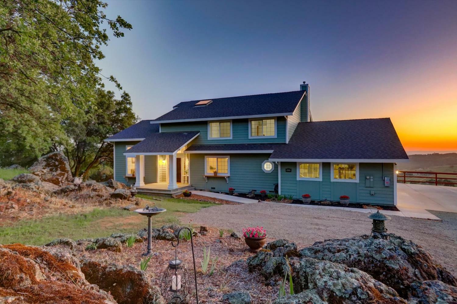 Property Photo: 14225 Countryside Ranch Road CA 95949