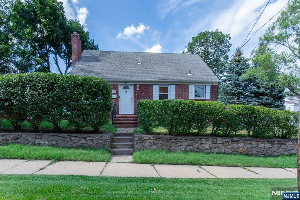 Property Photo: 101 Sunset Lane NJ 07670