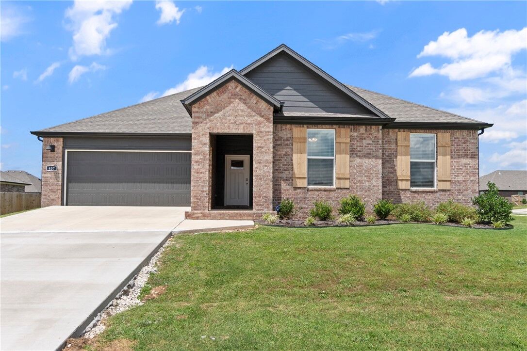 Property Photo: 457 N Goose Xing AR 72730