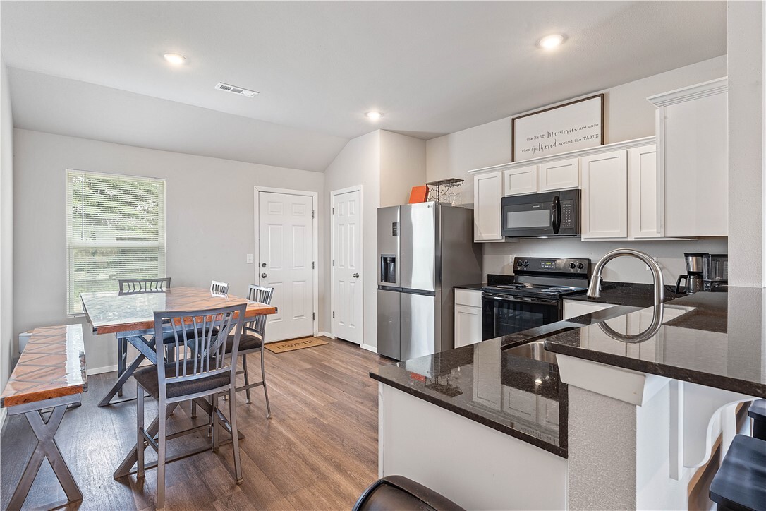 Property Photo: 2586 Chittick Street AR 72751