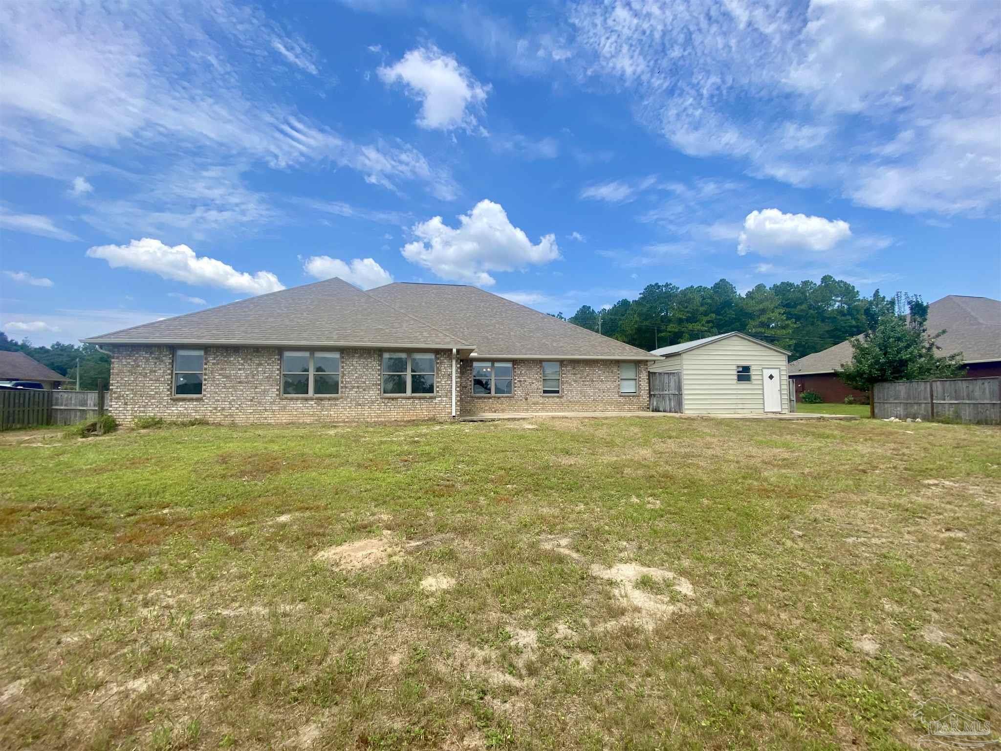 Property Photo: 4764 Nichols Creek Rd FL 32583