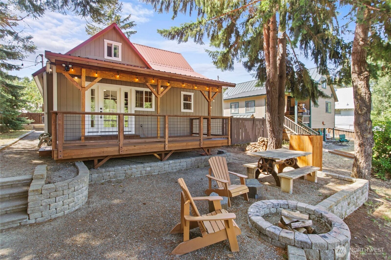 Property Photo:  617 S 1st Street  WA 98941 
