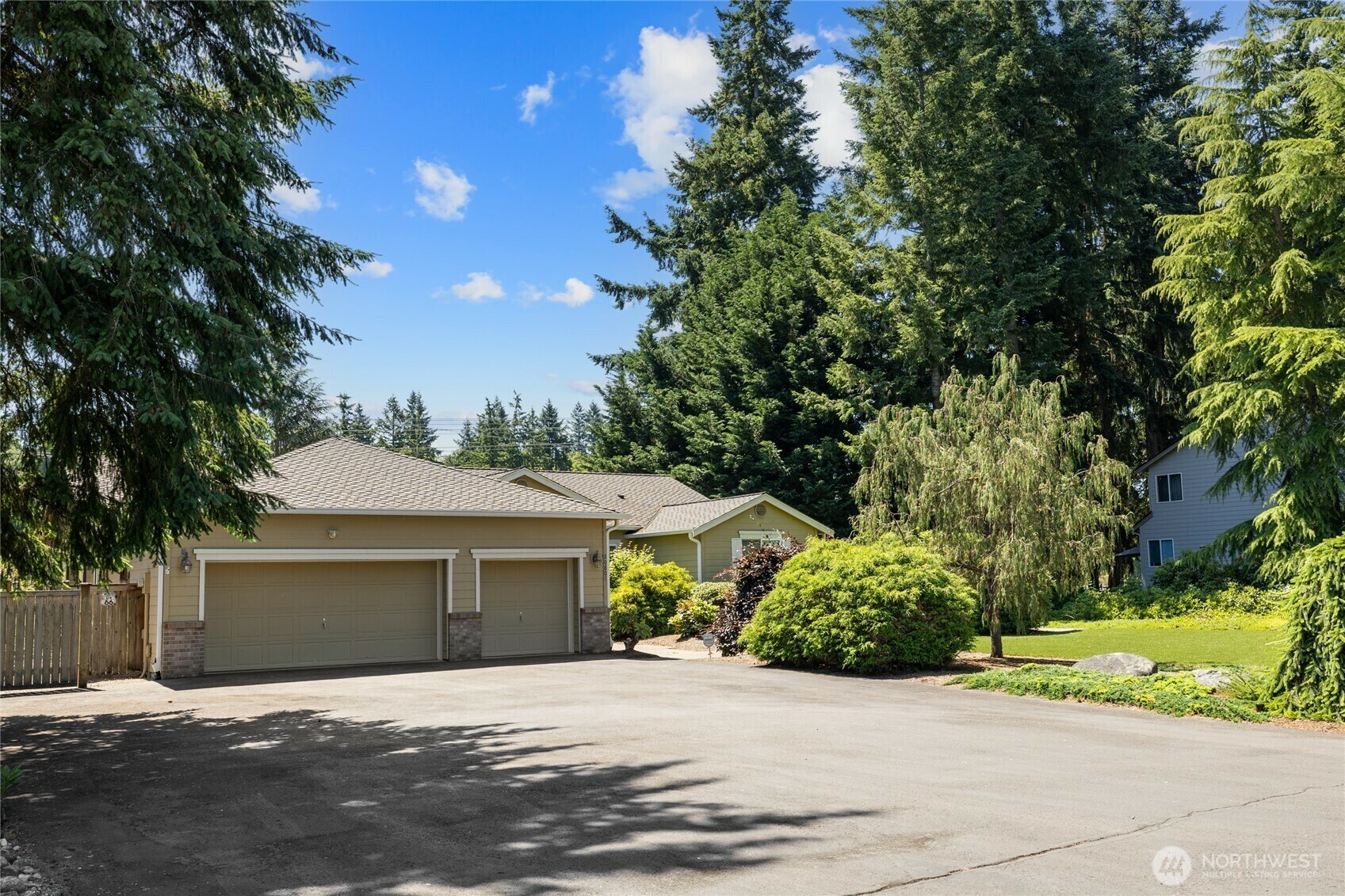 Property Photo: 20801 SE 293rd Street WA 98042