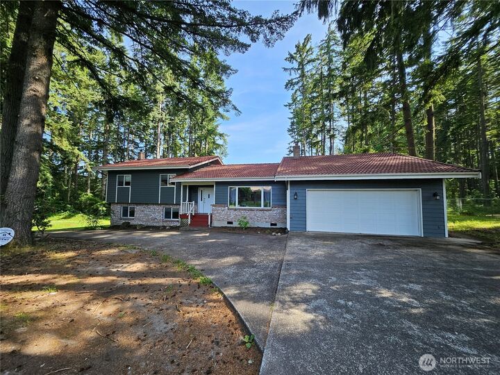 122  Fireweed Street  Port Orchard WA 98366 photo