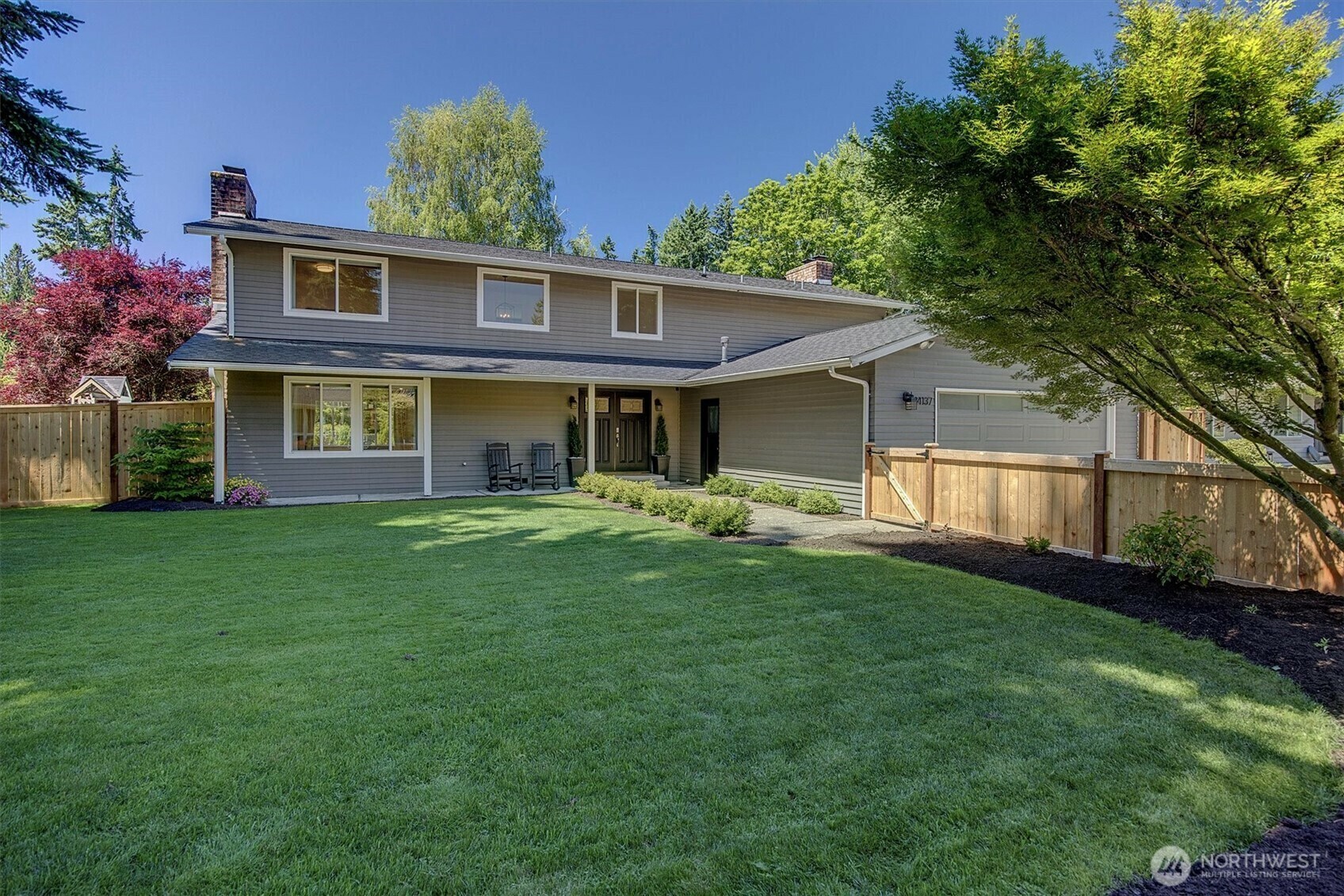 Property Photo: 14137 150th Place SE WA 98059