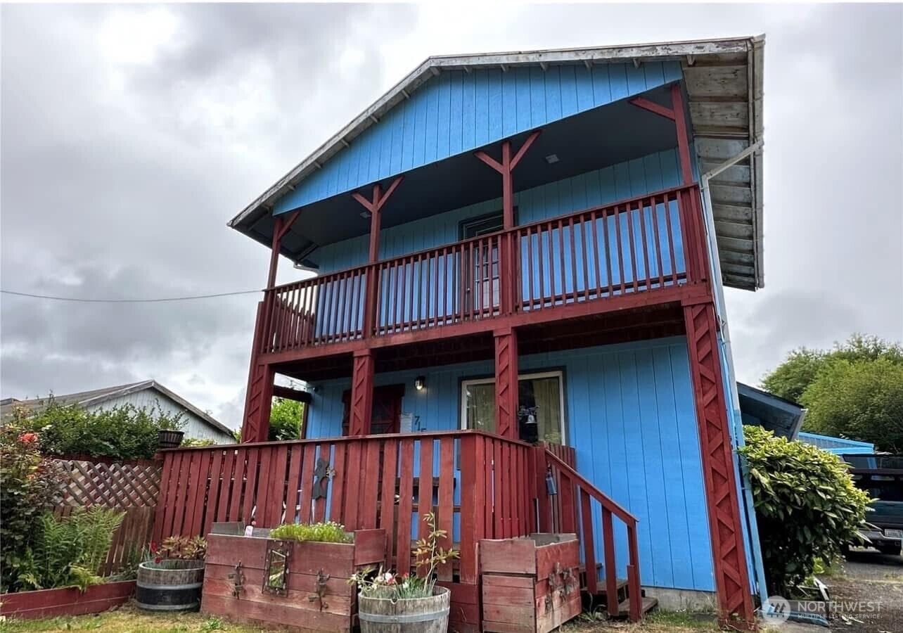 Property Photo:  715  Copalis Beach Road  WA 98535 
