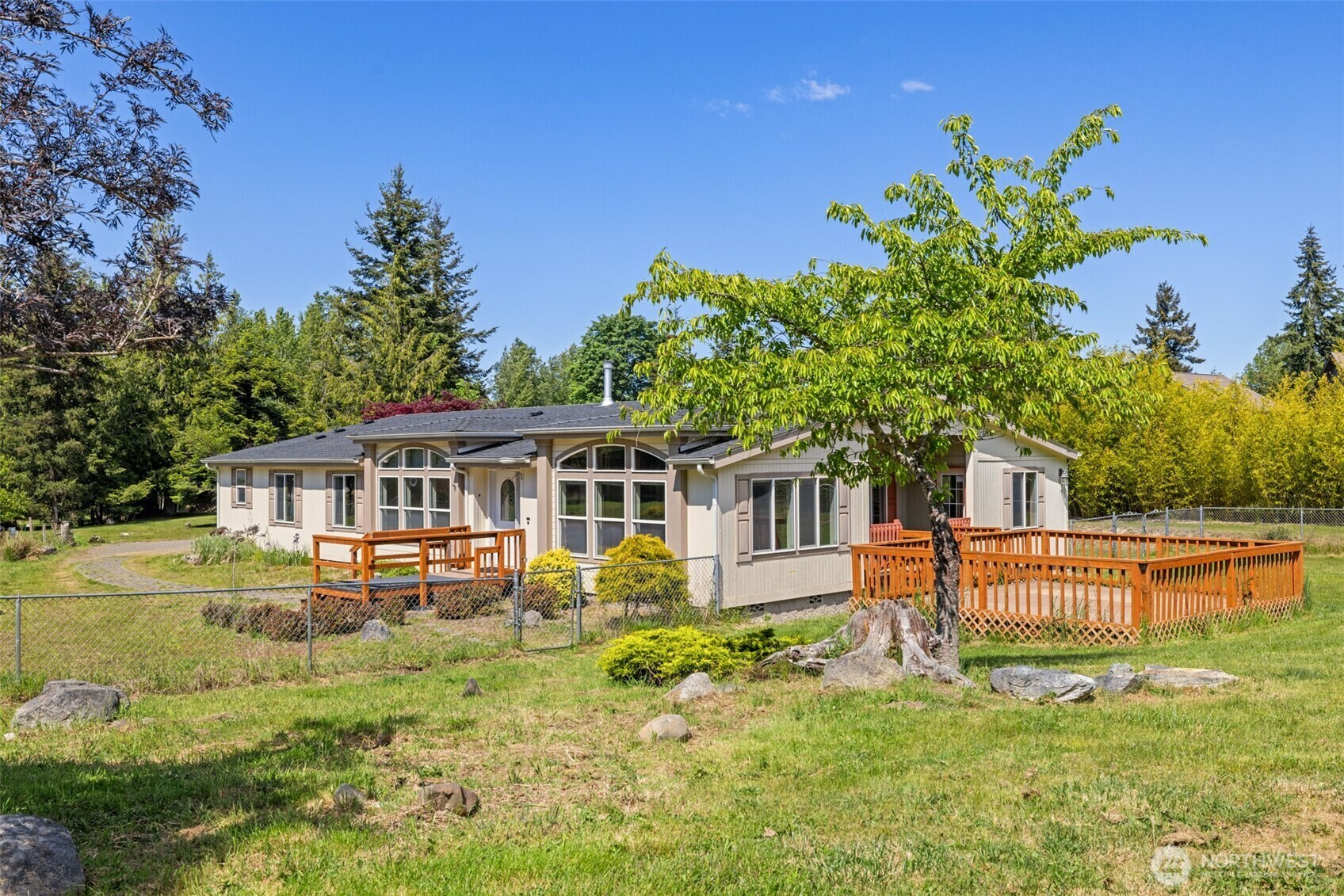 Property Photo: 262 Birdsong Lane WA 98362