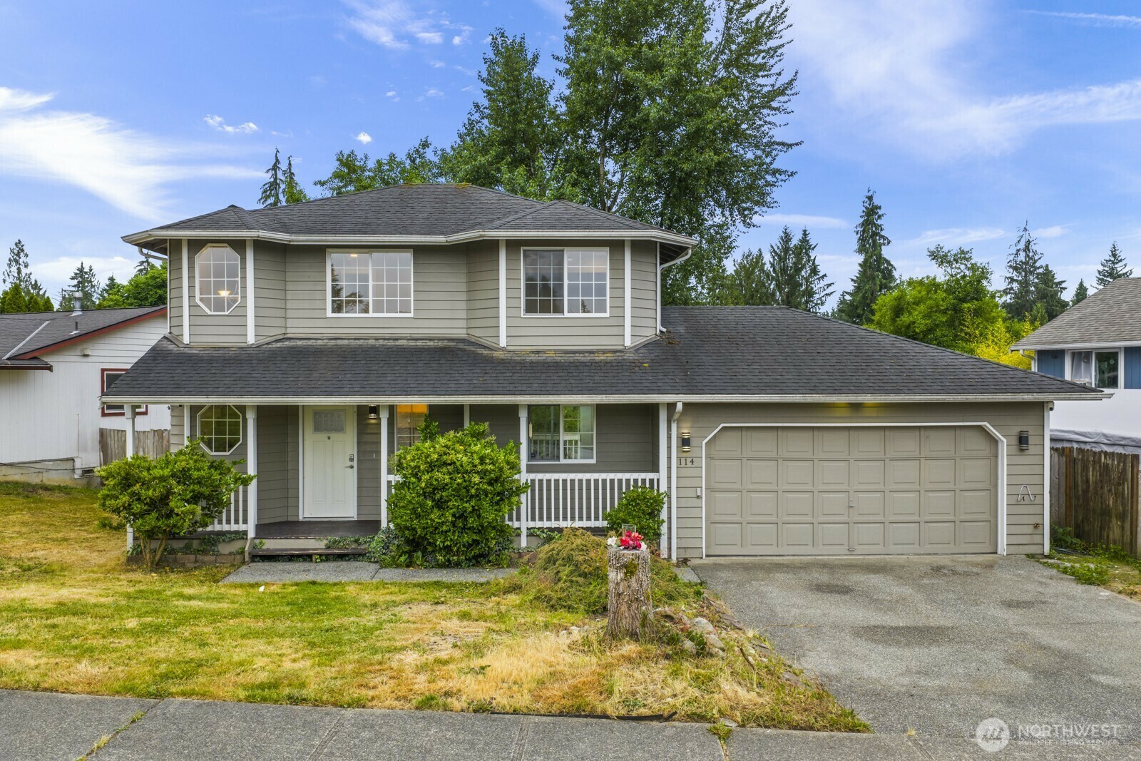 Property Photo: 114 Tompkins Place WA 98252