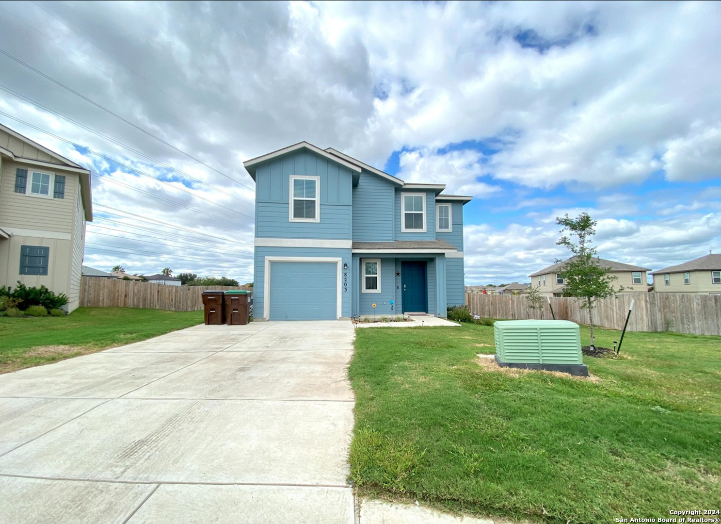 Property Photo: 8203 Rocky Pebble TX 78244
