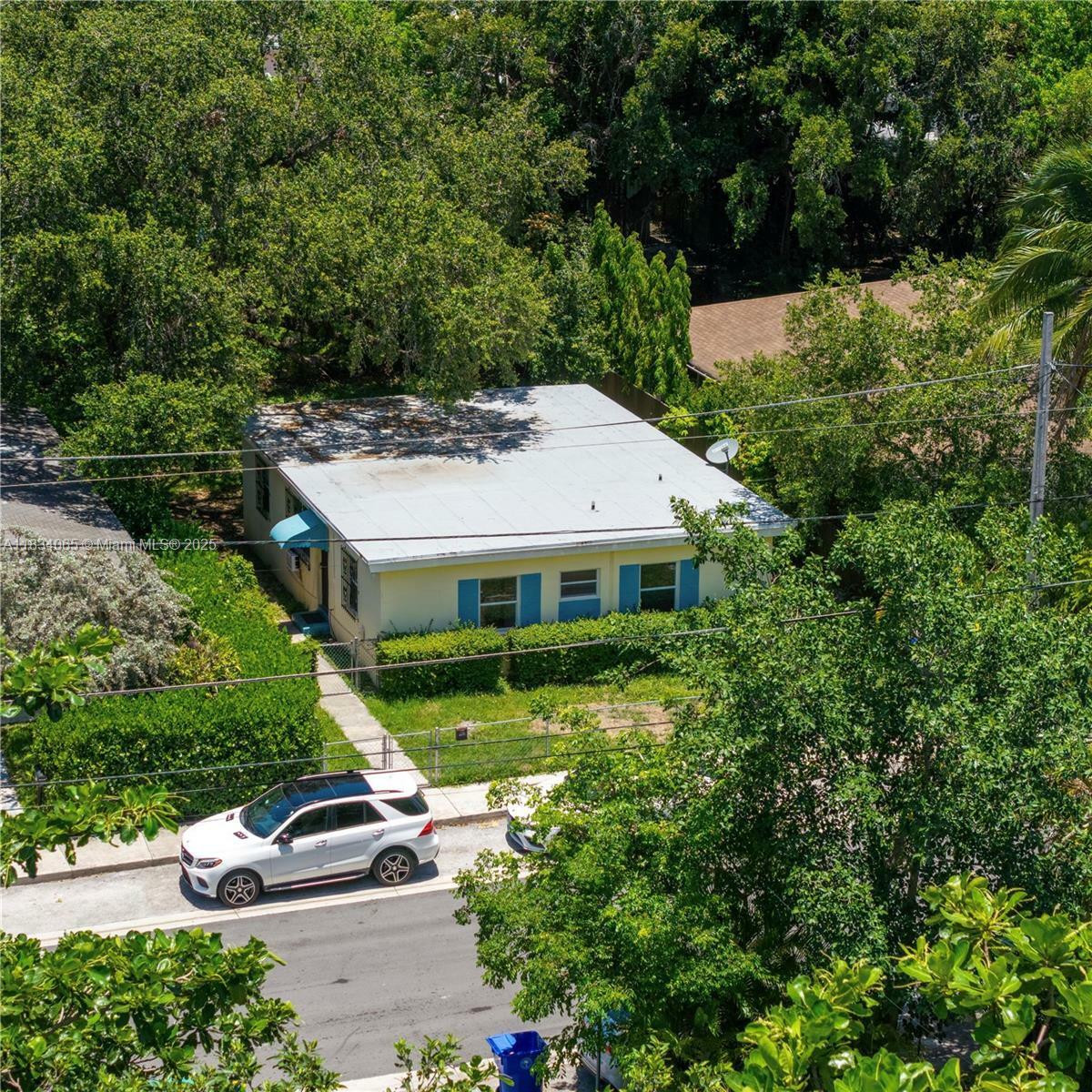 Property Photo: 3255 William Ave FL 33133