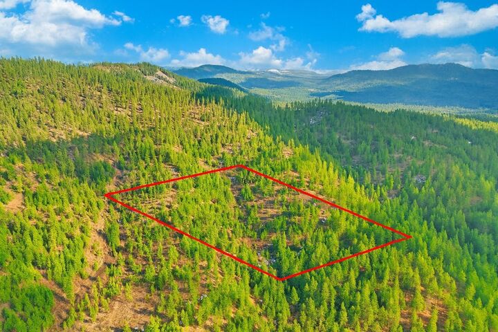 Property Photo:  4xxx Ali Vista Way  WA 99148 