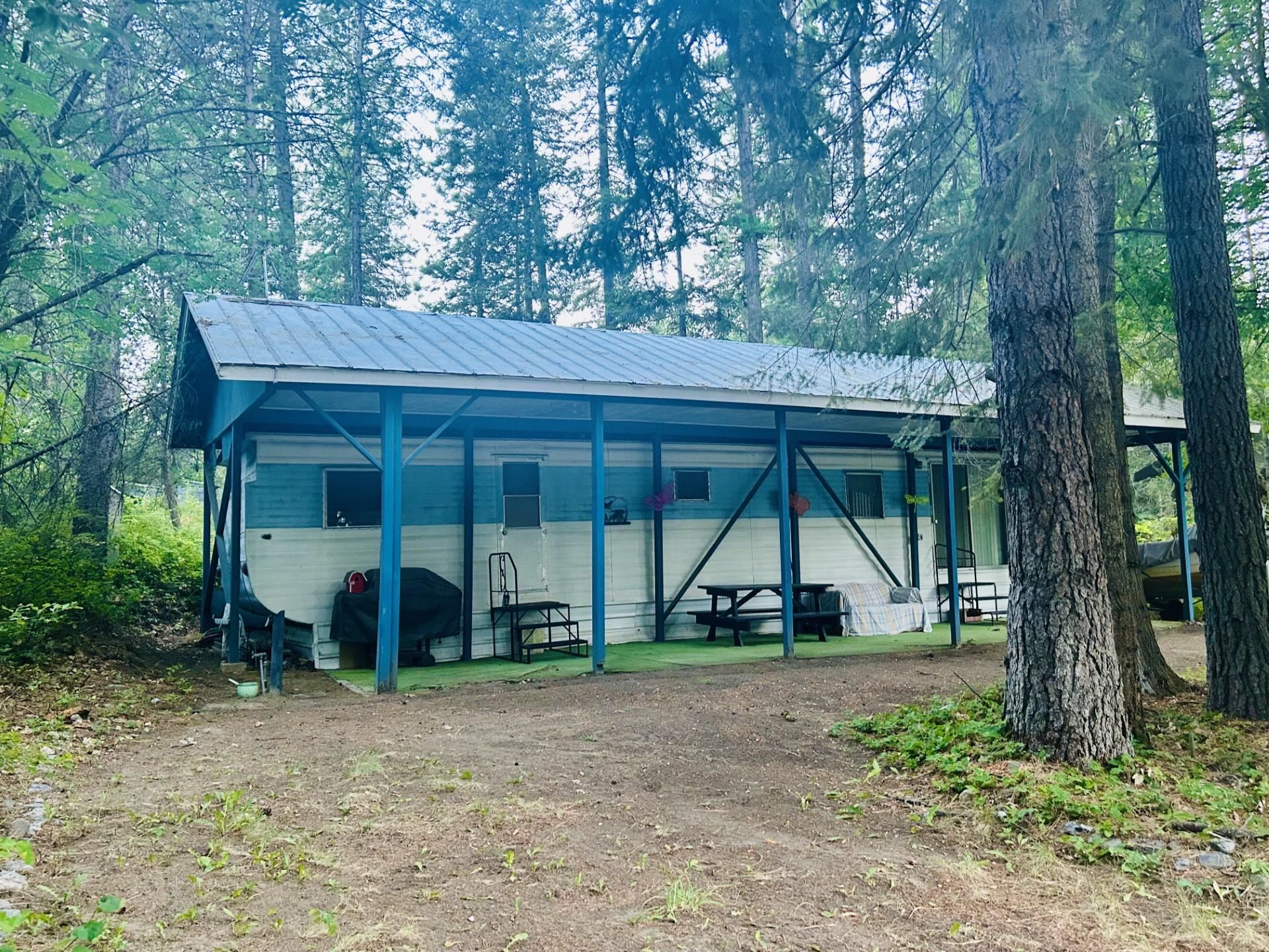 Property Photo:  45 Coeur D' Alene Dr  WA 99138 