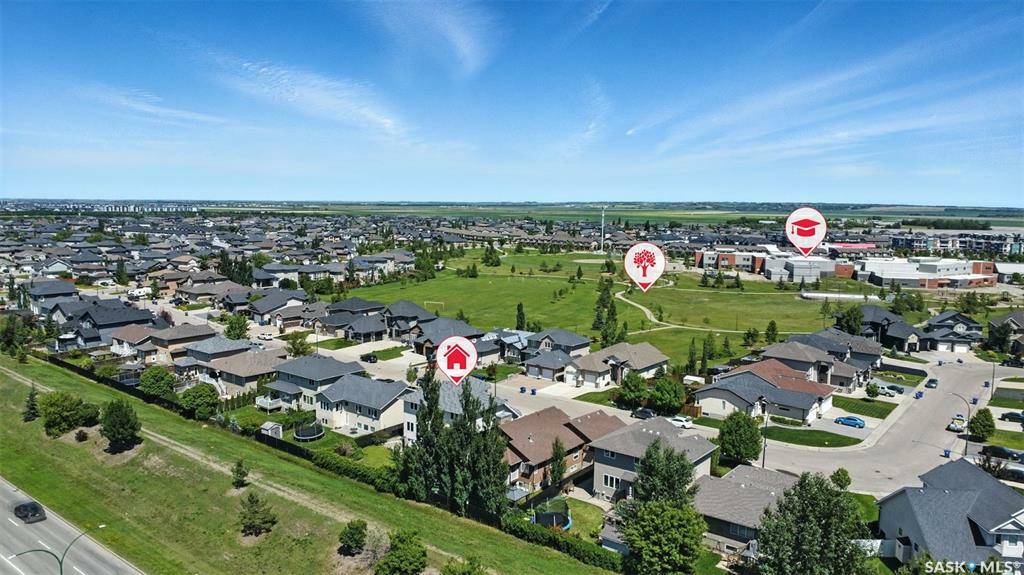 Property Photo: 319 Thode Avenue SK S7W 1A1
