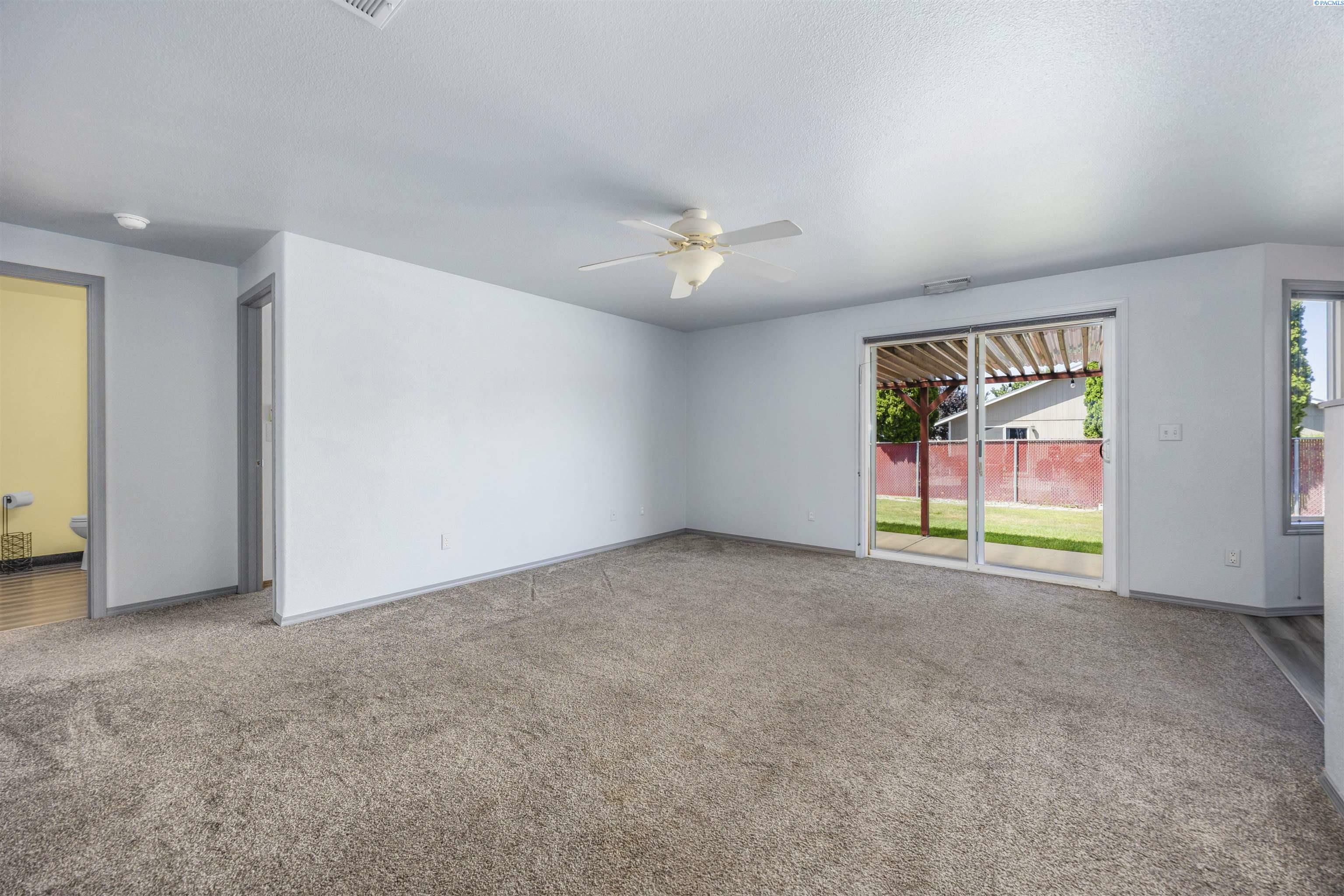 Property Photo: 8307 Camano Drive WA 99301