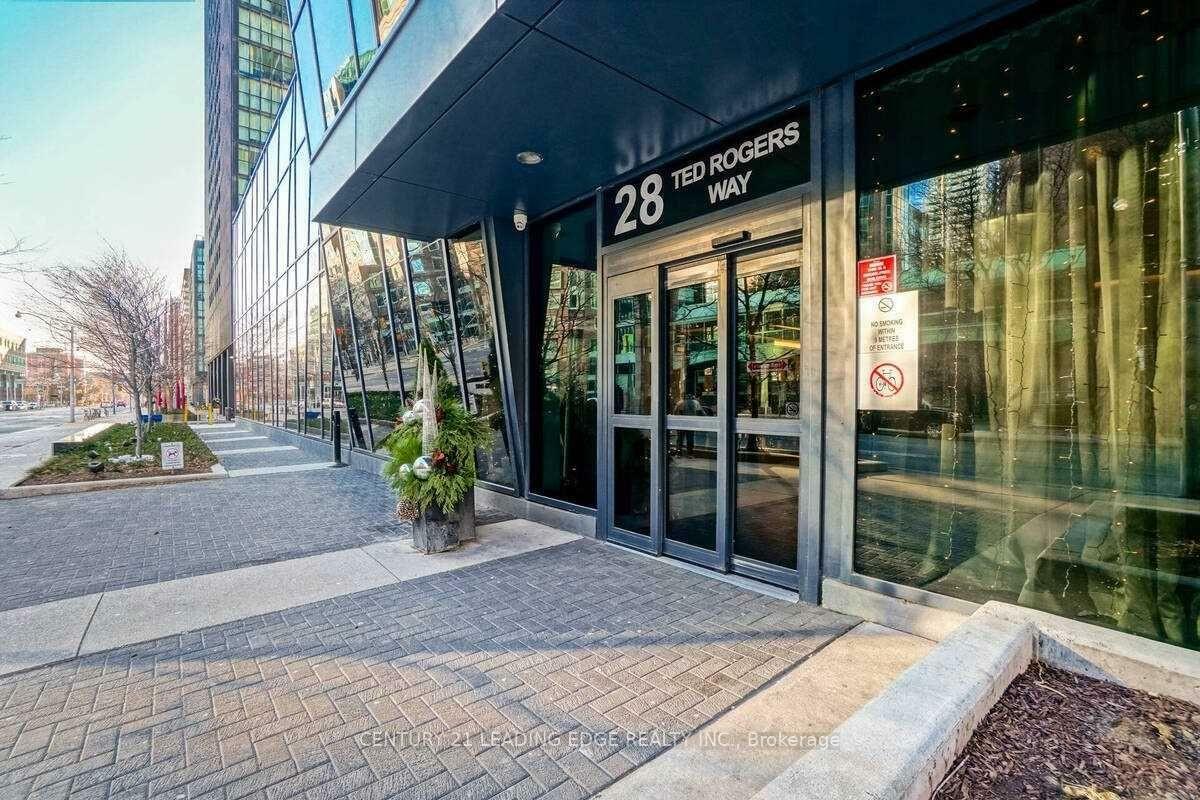 Photo de la propriété:  28 Ted Rogers Way 2609  ON M4Y 2J4 