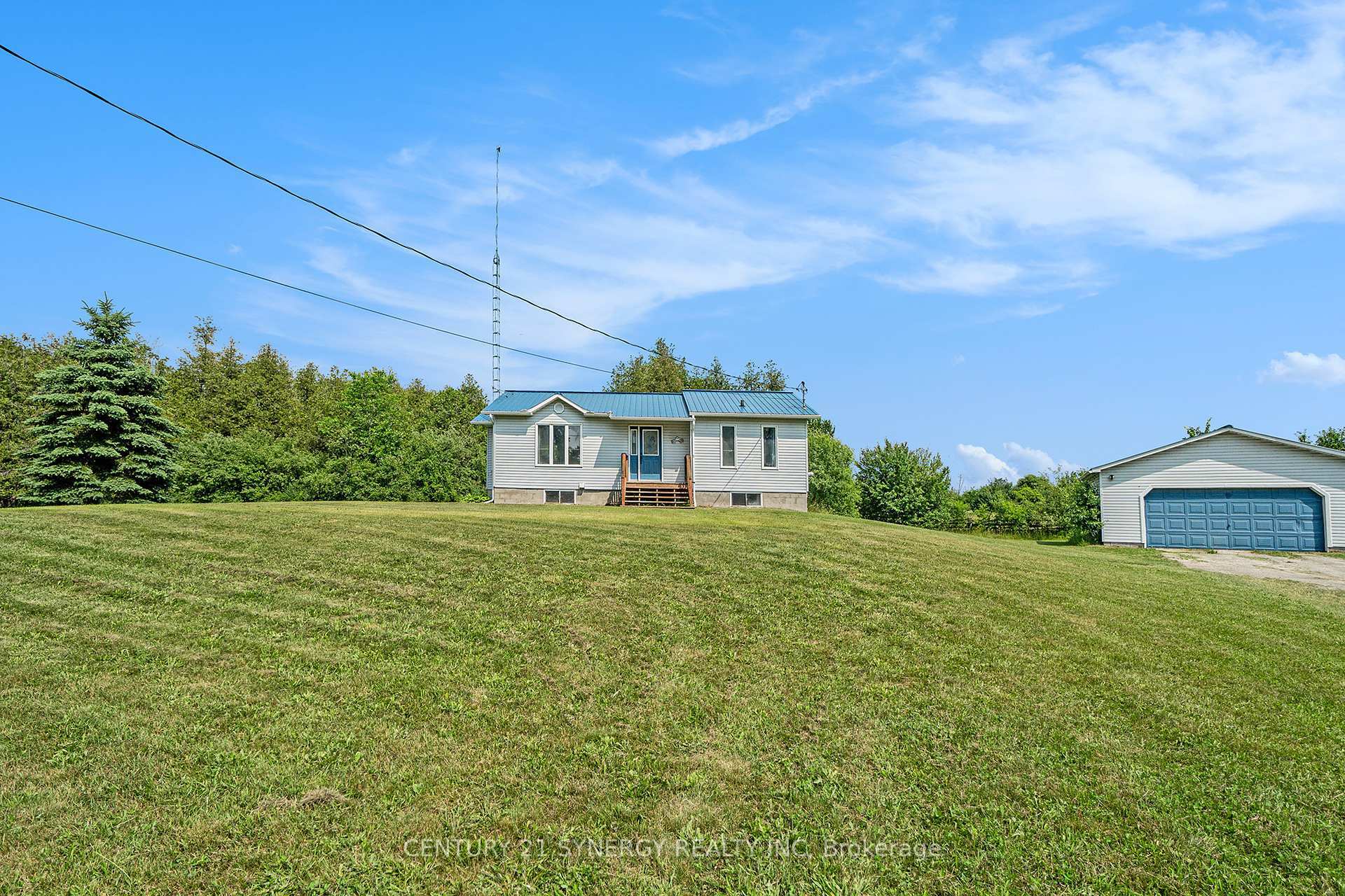 Property Photo: 1027 Armstrong Road ON K7A 4S4