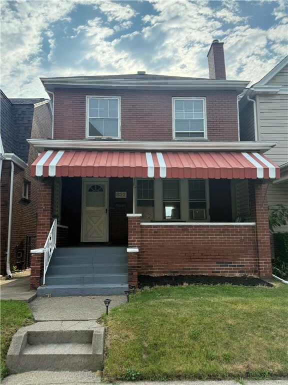 Property Photo: 832 Maplewood Ave PA 15003