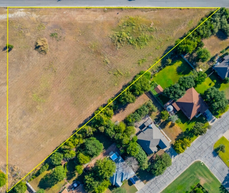 Property Photo: 230 Millers Crossing Crossing TX 76548
