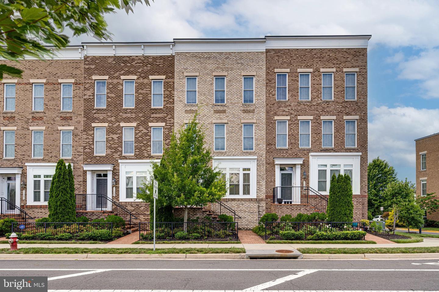 Property Photo:  11357 Ridgeline Road  VA 22030 