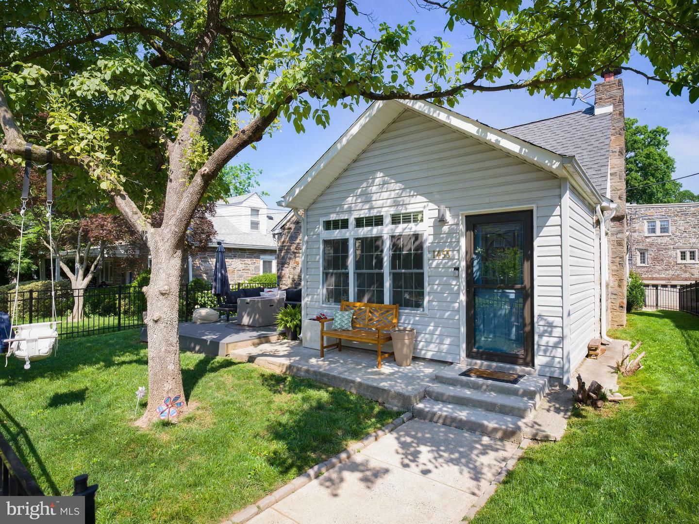 Property Photo: 1455 Manoa Road PA 19096