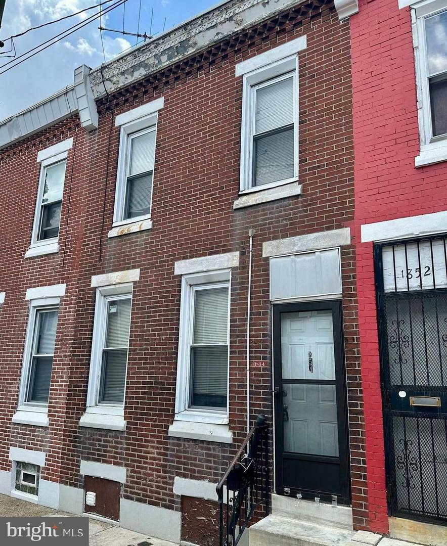 1854 E Clementine Street  Philadelphia PA 19134 photo