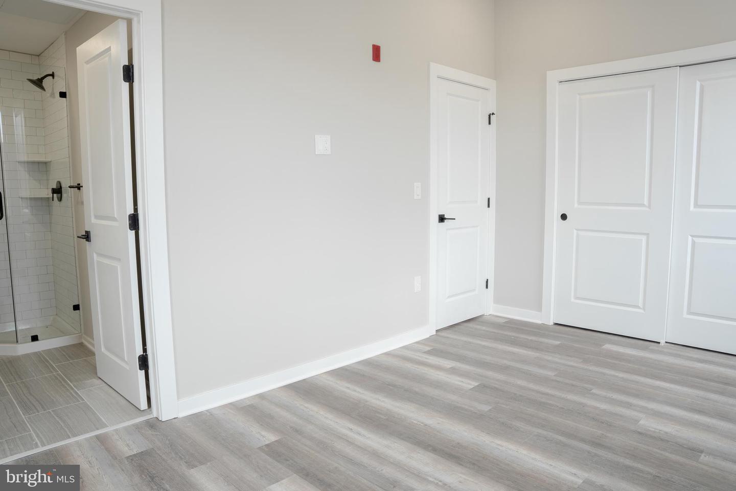 Property Photo: 2800 Poplar Street 3F PA 19130