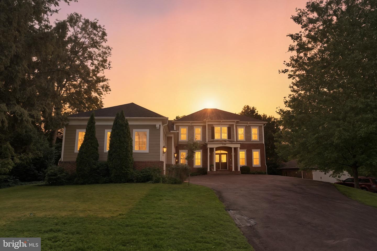 Property Photo:  1628 Westmoreland Street  VA 22101 