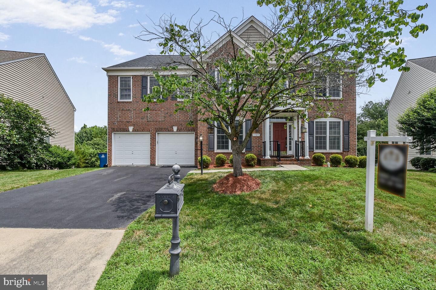 Property Photo:  43844 Churchill Glen Drive  VA 20152 