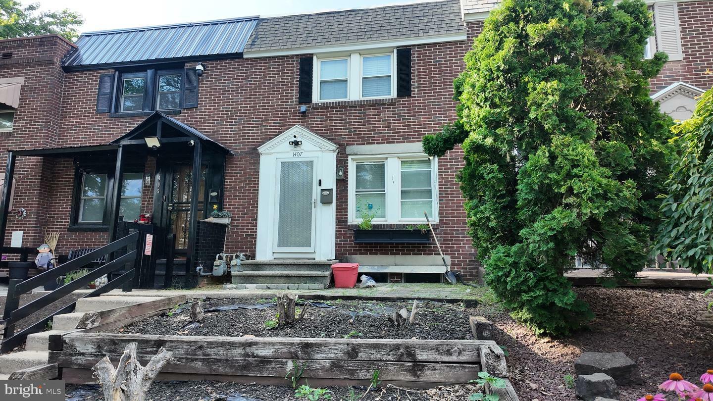 Property Photo: 1407 4th Avenue PA 17403